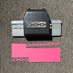 EK Success Birthday Linked Chain Border Punch